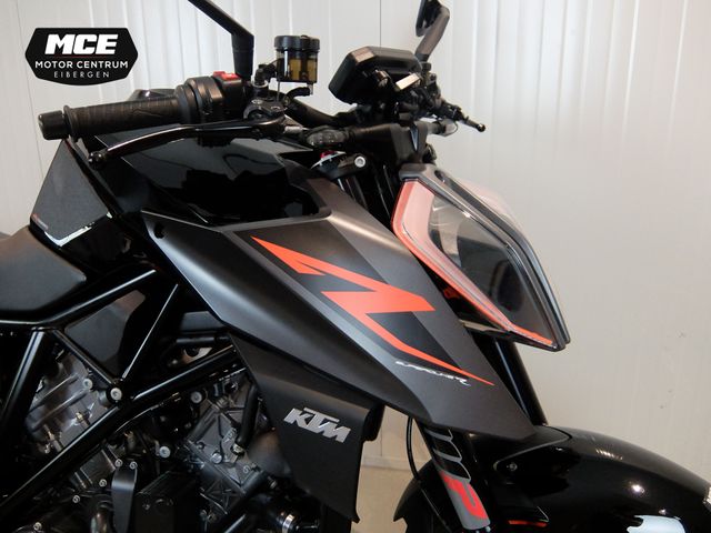 ktm - 1290-super-duke-r