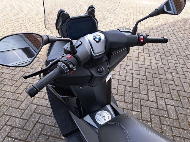bmw - c-400-gt
