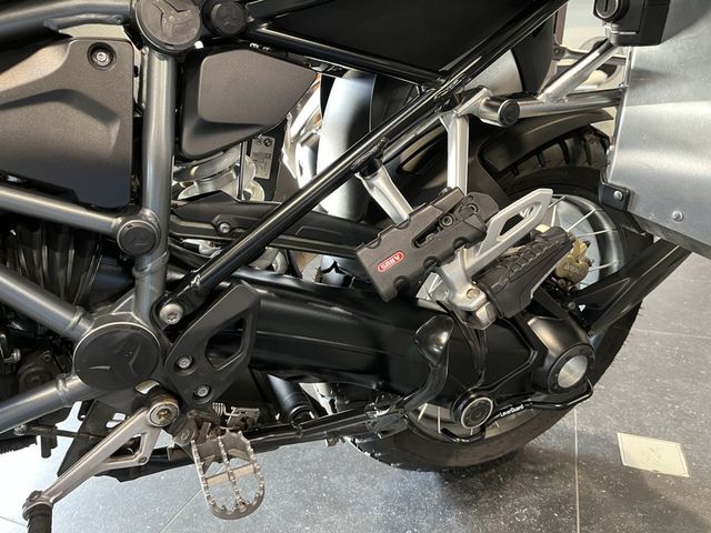 bmw - r-1250-gs-adventure