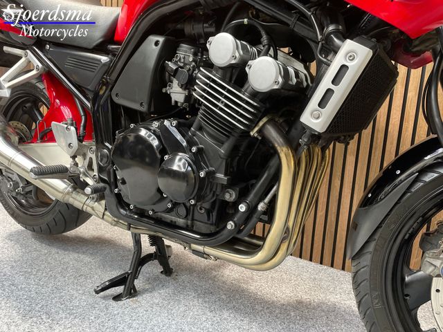 yamaha - fzs-600-fazer