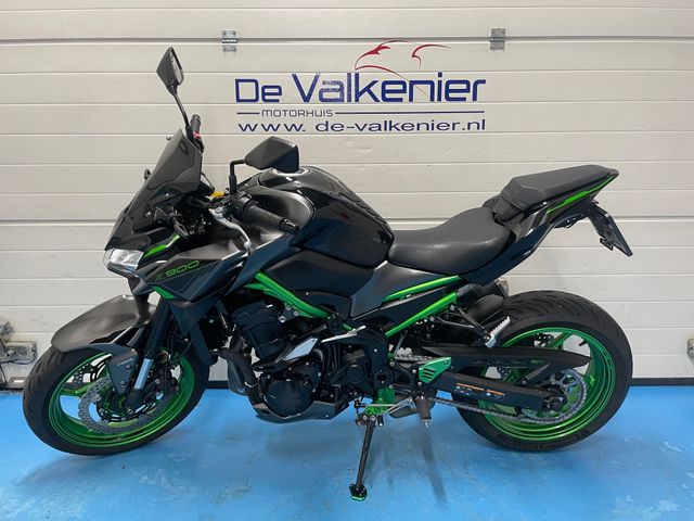 kawasaki - z900