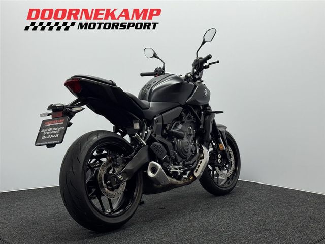 yamaha - mt-07-y-amt