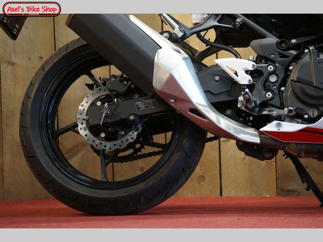 kawasaki - ninja-400