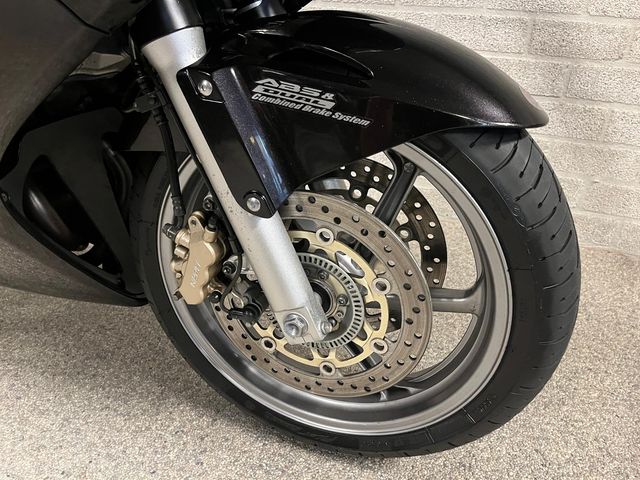 honda - vfr-800-fi-vtec-abs