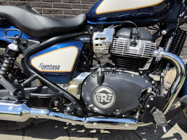royal-enfield - super-meteor-650