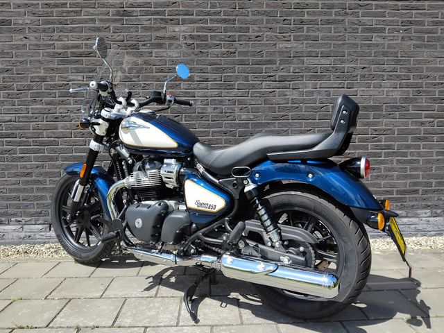 royal-enfield - super-meteor-650