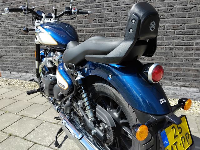 royal-enfield - super-meteor-650