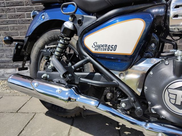 royal-enfield - super-meteor-650