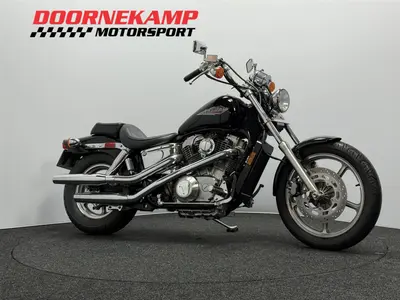 HONDA VT 1100 C SHADOW – foto 2