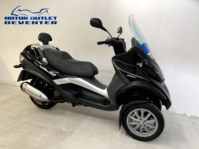piaggio - mp3-250-ie