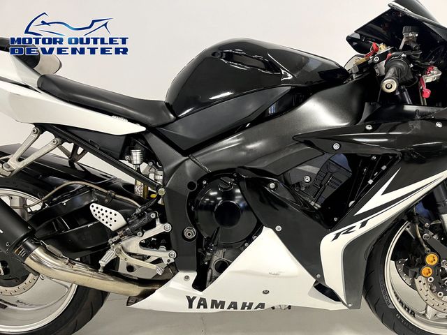 yamaha - yzf-r1