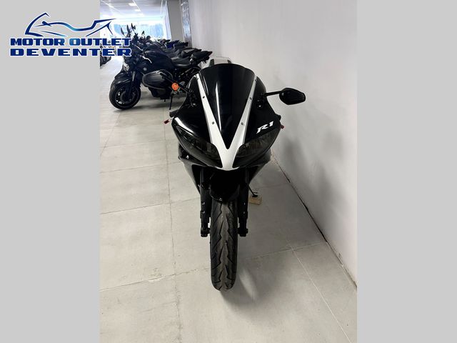 yamaha - yzf-r1