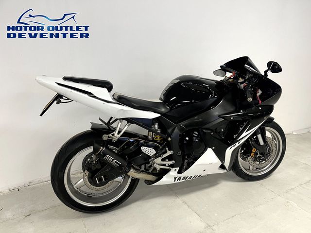 yamaha - yzf-r1