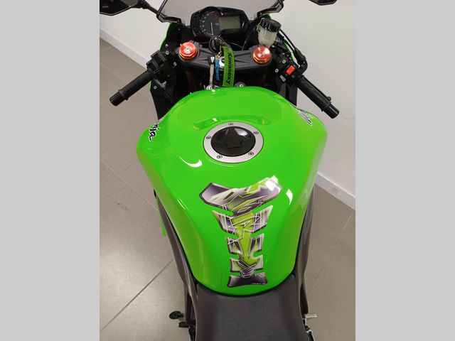 kawasaki - ninja-zx-6r-636