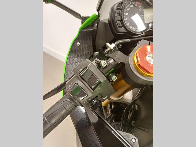 kawasaki - ninja-zx-6r-636