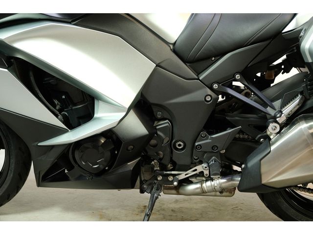 kawasaki - z-1000-sx-tourer