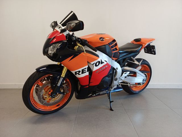 honda - cbr-1000-rr-fireblade-c-abs