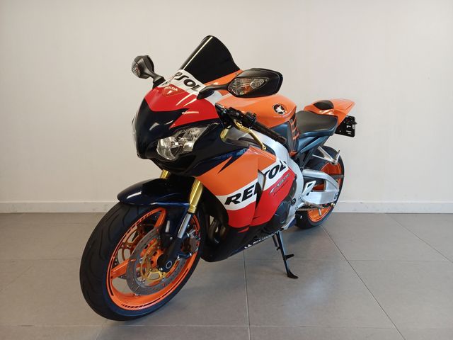 honda - cbr-1000-rr-fireblade-c-abs