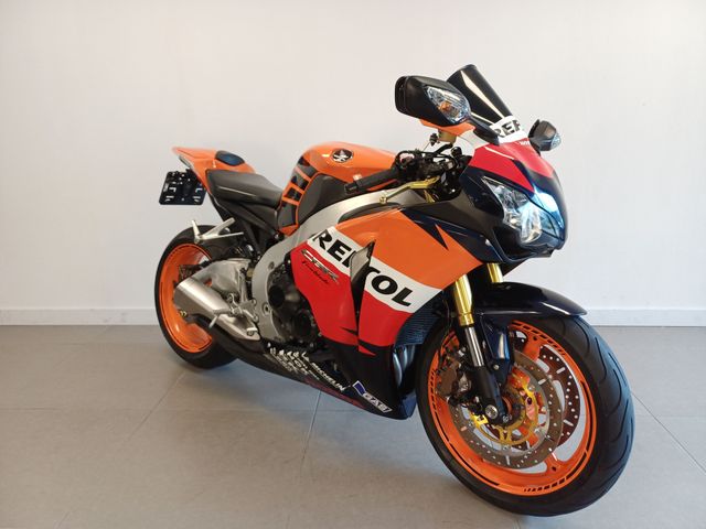 honda - cbr-1000-rr-fireblade-c-abs
