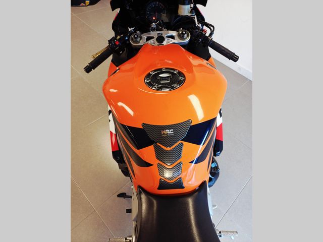 honda - cbr-1000-rr-fireblade-c-abs