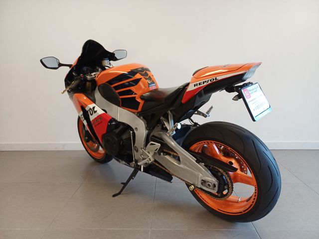 honda - cbr-1000-rr-fireblade-c-abs