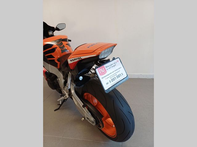 honda - cbr-1000-rr-fireblade-c-abs