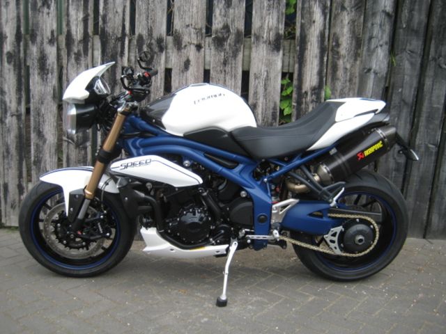 triumph - speed-triple-1050-abs