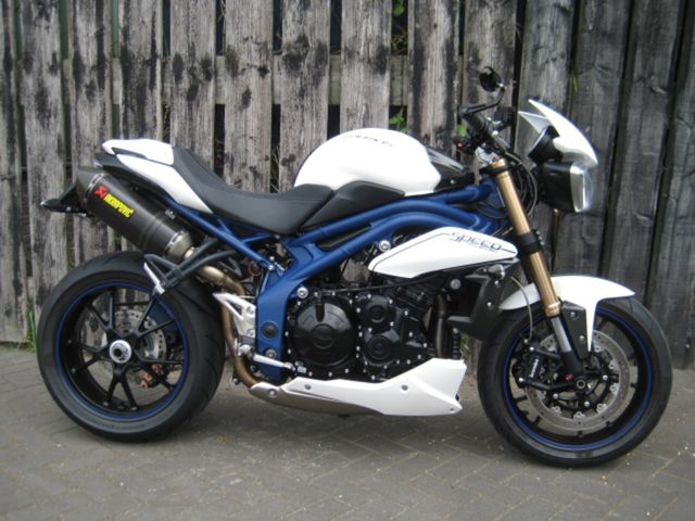 triumph - speed-triple-1050-abs