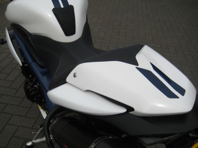 triumph - speed-triple-1050-abs