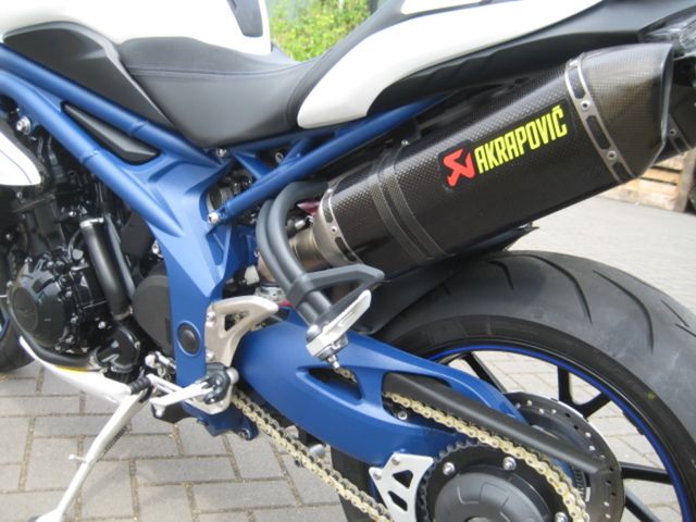 triumph - speed-triple-1050-abs