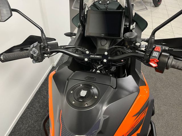 ktm - 1290-super-adventure-s