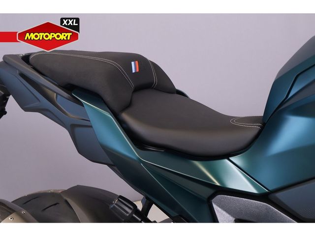 bmw - m-1000-xr