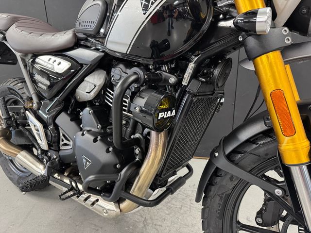 triumph - scrambler-400-x