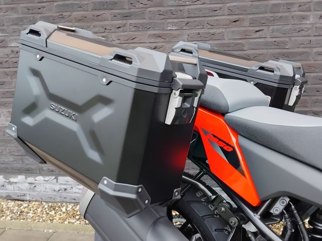 suzuki - v-strom-1050