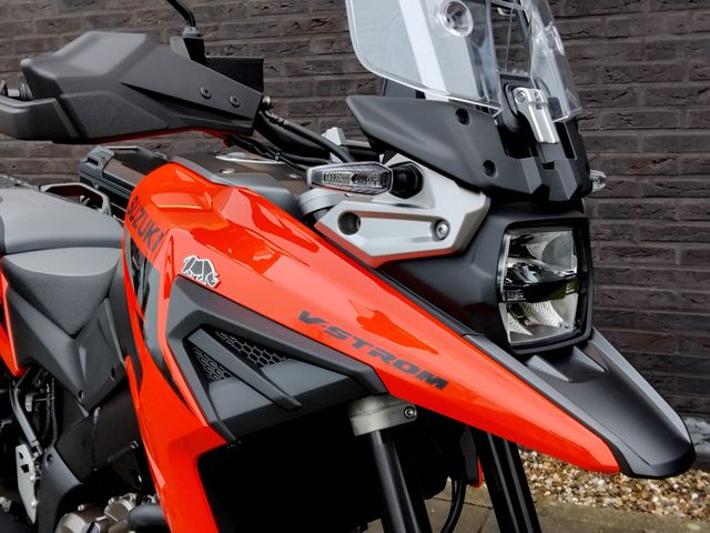 suzuki - v-strom-1050