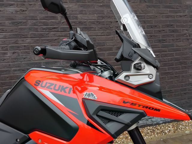 suzuki - v-strom-1050