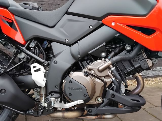 suzuki - v-strom-1050