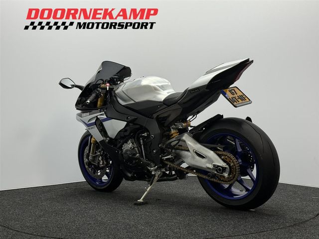 yamaha - r1-m