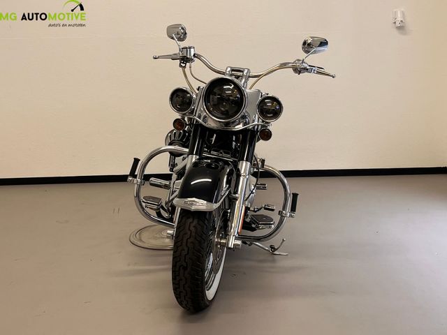 harley-davidson - softail-deluxe-flstn