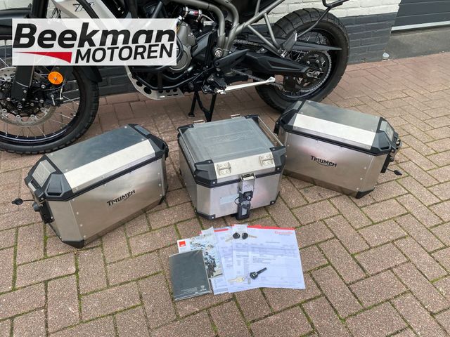 triumph - tiger-800-xcx