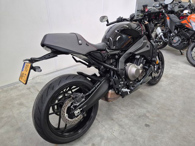 yamaha - xsr-900-abs