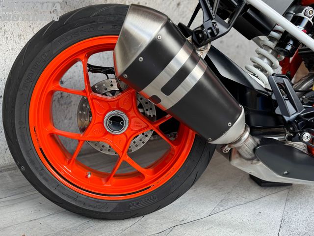 ktm - 1290-super-duke-r