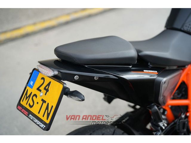 ktm - 690-duke-r-abs