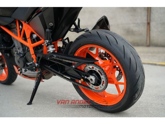 ktm - 690-duke-r-abs