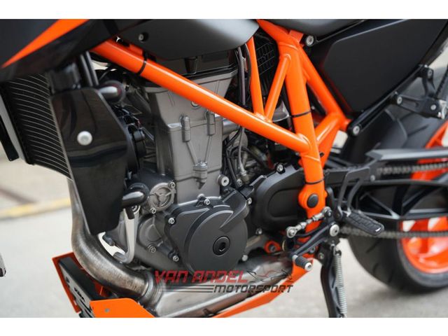 ktm - 690-duke-r-abs
