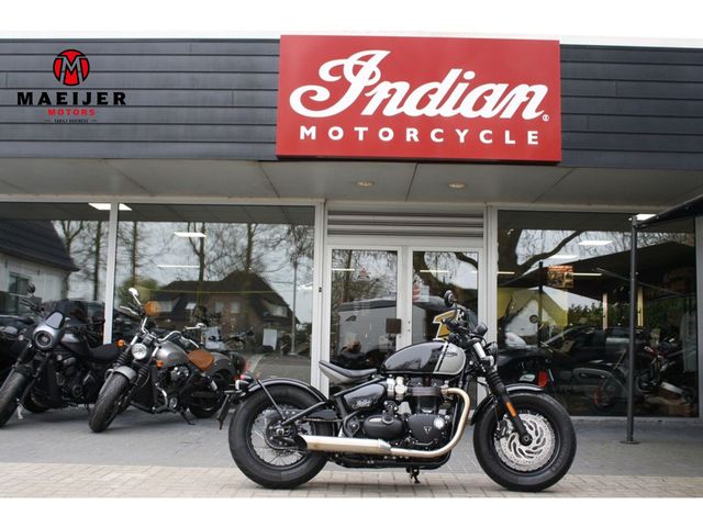 triumph - bonneville-bobber-black