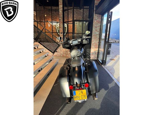 indian - chieftain-dark-horse