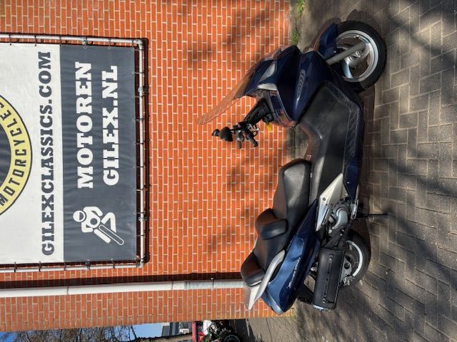 honda - silver-wing-600