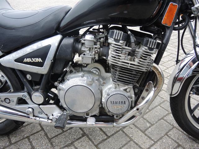 yamaha - xj-750-maxim