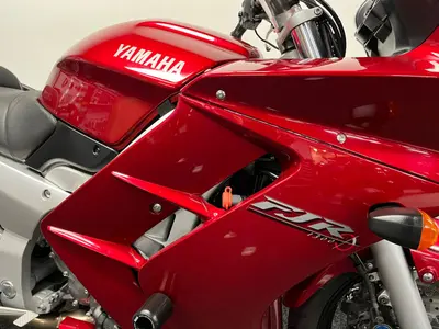 YAMAHA FJR 1300 – foto 3
